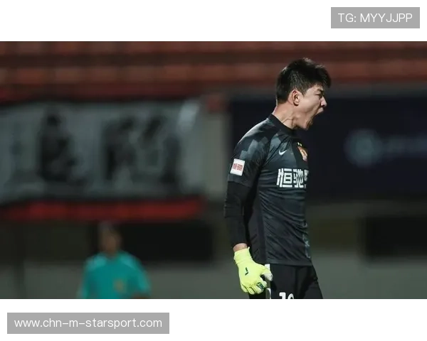 黑马门将一战成名多队争抢签约