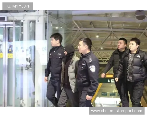 震惊案情：民警行凶致女友家属 2 死 1 伤 嫌犯已拘留，民警遇袭