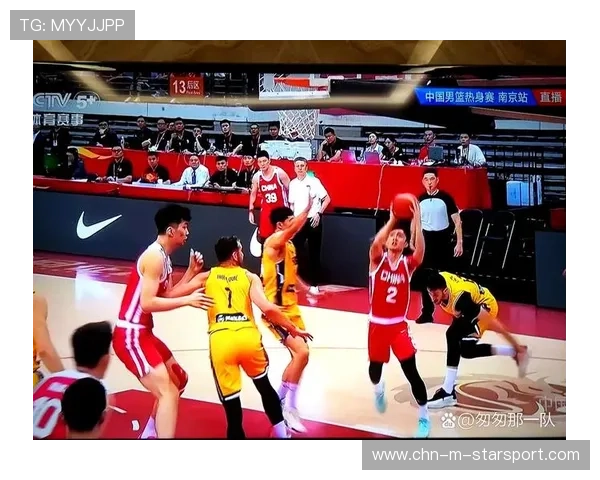 篮球俱乐部开放战术板直播 球迷首次看到临场布置,setplay 篮球战术板 篮球俱乐部开放战术板直播 球迷首次看到临场布置,setplay 篮球战术板